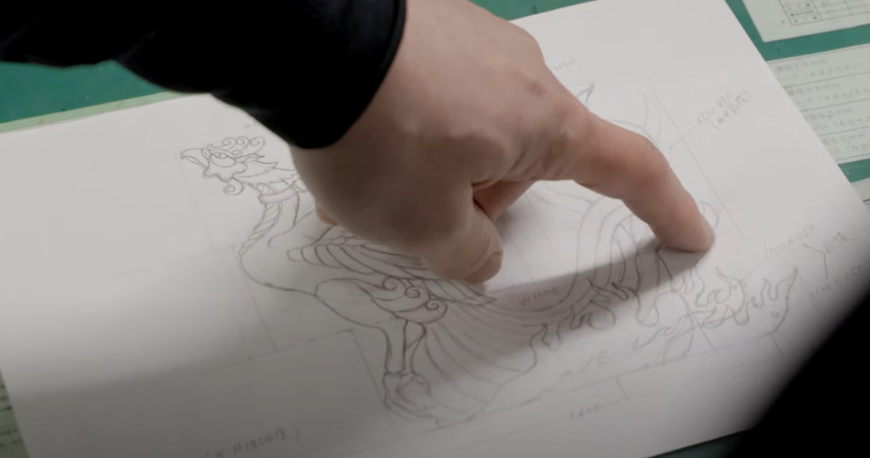 【彫刻部分は作家手作り】野草のアイスペール　 鉢 氷彫刻ができるまで – 株式会社小野田商店 【彫刻部分は作家手作り】野草の