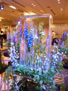 hyoka_partynight_03 ホテルの氷中花